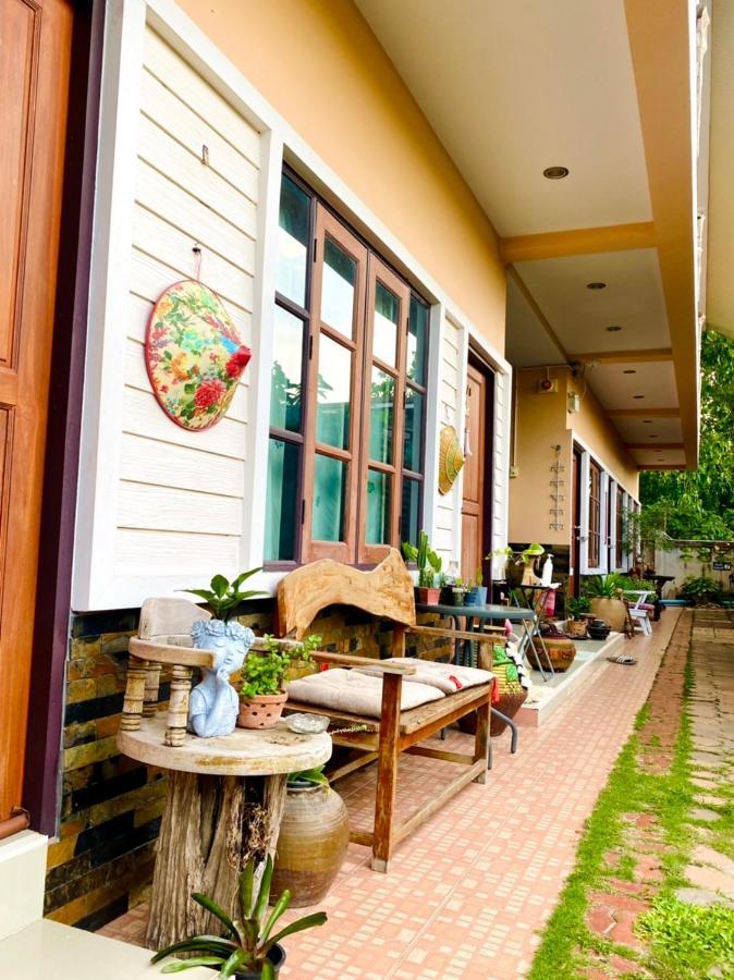 Thai Guesthouse Kanchanaburi Exterior foto